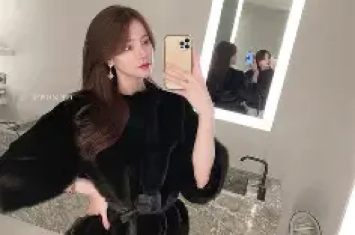 千万粉丝的网红塌房火了之后上线万人